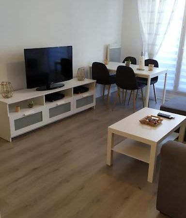 T2 De 42M² A Proximite De La Gare A 30Min De Paris Appartement Mantes-la-Jolie Buitenkant foto